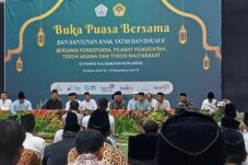 Ponpes Wali Barokah Kediri Gelar Santunan Yatim dan Duafa 3 48