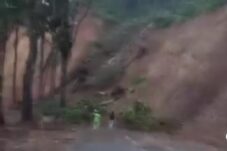 Jalur Piket Nol Lumajang Ditutup Akibat Longsor 16 1 jalur piket nol lumajang