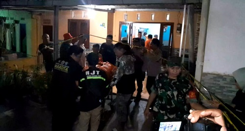 Tragis, Ibu Rumah Tangga di Malang Ditemukan Meninggal Bersimbah Darah Dalam Kamar 13 2