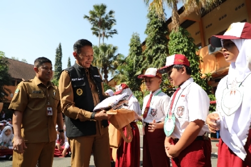 Maju Pilwakot, Pj Wali Kota Malang Ajukan Surat Pengunduran Diri ke Mendagri 11 Resizer 17212541024541