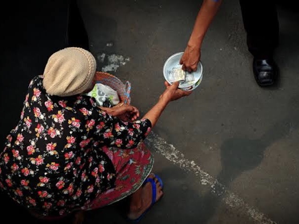 Manfaat Bersedekah di Jumat Berkah 3 07B4A376 9642 4494 9D31 4EB37D644448