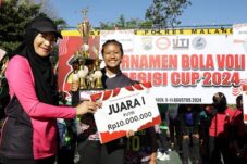 Elrastra dan RBC Sahara Jadi Jawara Turnamen Bola Voli Presisi Cup 2024 di Malang 11 1 agustus voli