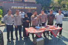 5dbabc52 d7e1 44cf 93d7 227c113c15e2