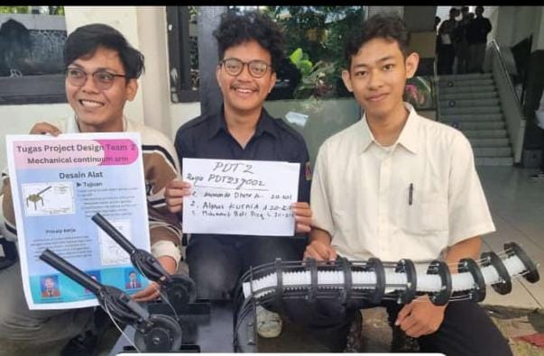 Robot Pencari Korban Gempa Karya Mahasiswa UMM 12 Robot Pencari Korban Gempa Karya Mahasiswa UMM