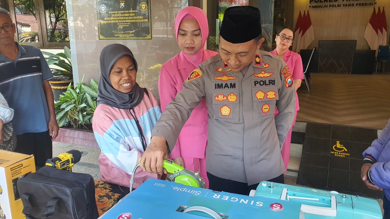 93a0bb21 3ce1 4e32 962f cc1ce1038537