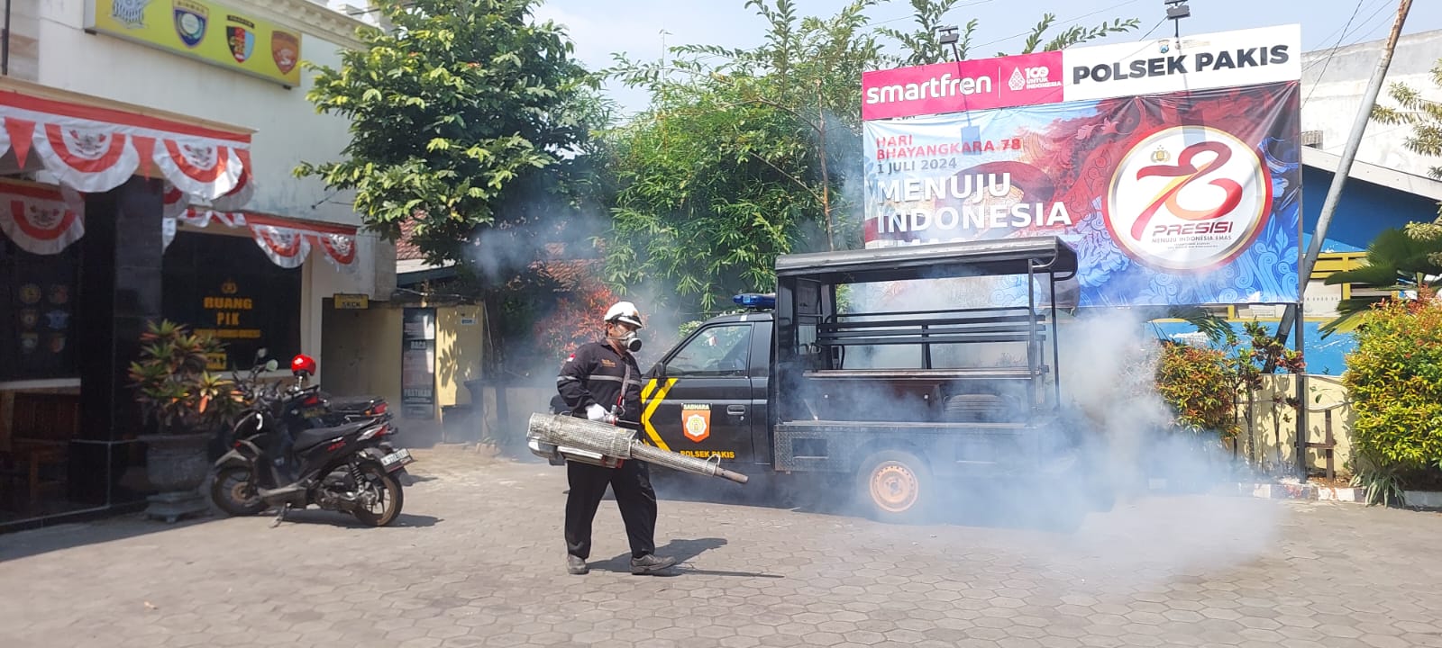 Dokkes Berantas Nyamuk Aedes aegypti di Kantor Pelayanan Polres Malang 17 ab307561 8cf7 4358 afba 32c45b4b2e54