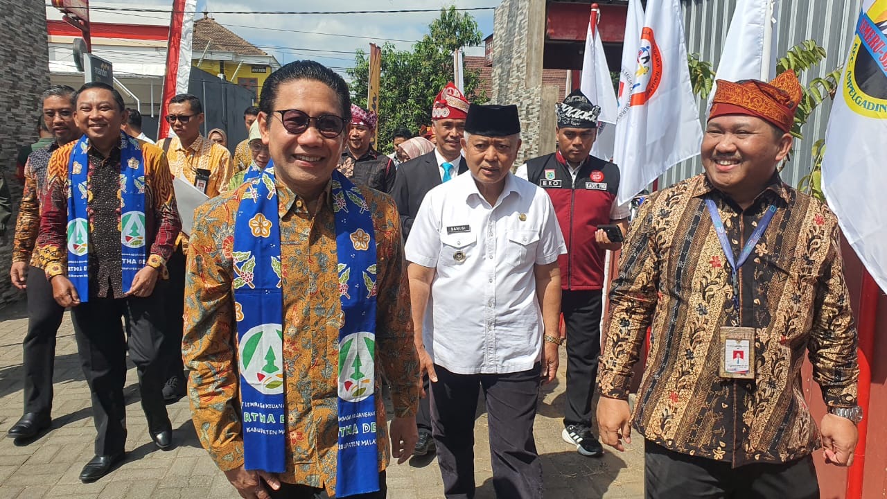 771f7f4f 7033 4e58 a5fe 5cef3643a0f2