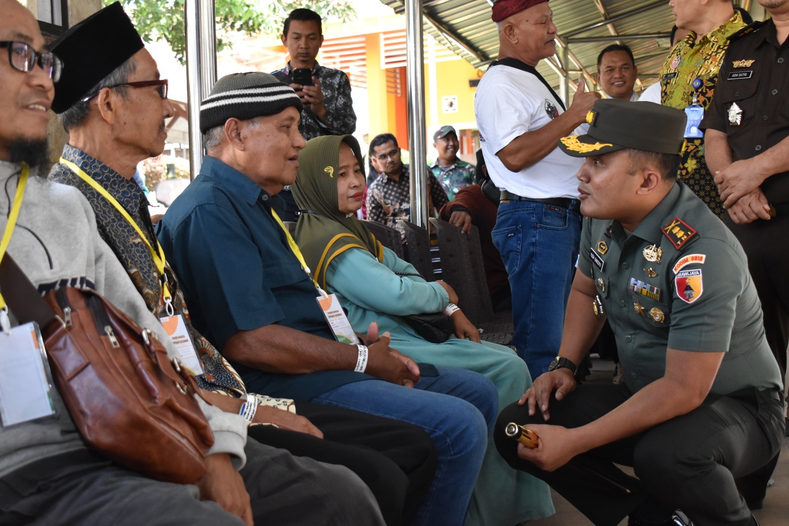 Kodim 0818 dan Yayasan ISHK Tolaram Gelar Operasi Katarak Gratis 4 WhatsApp Image 2024 09 09 at 18.34.55