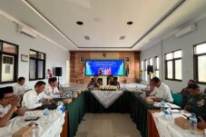 c13223bf 0e7c 4016 aea0 373ada46e195