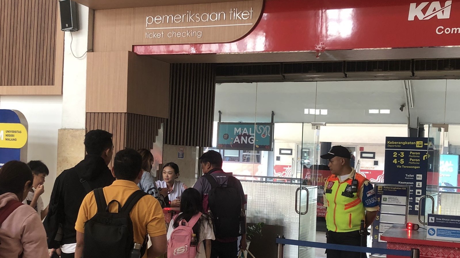 d920d327 0387 4e9b 8a49 ea07c73985a1