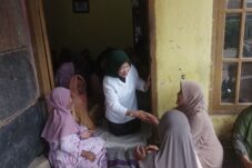 45327851 0455 49ec 896a a2dcce75ad04