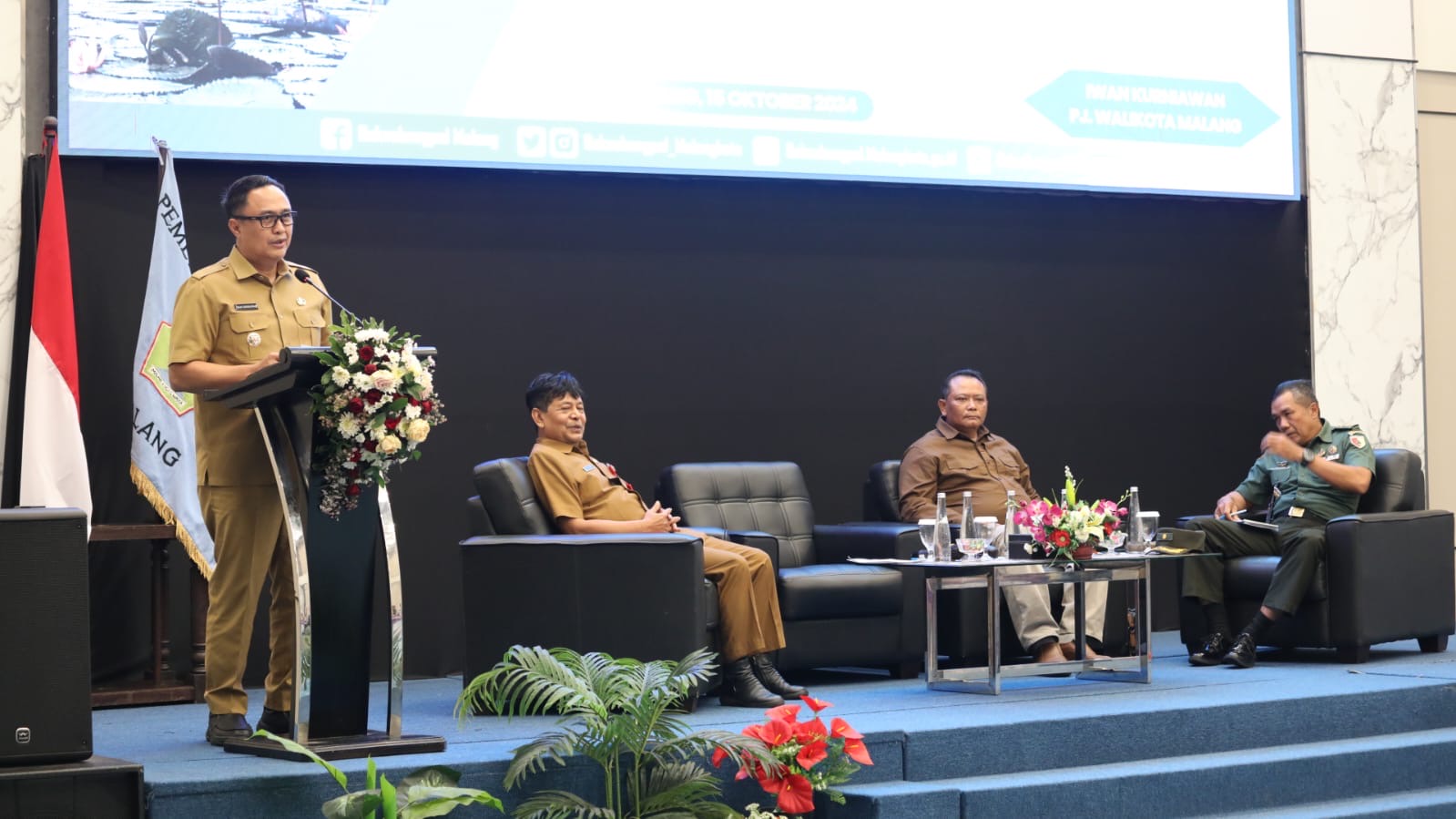 53086237 a474 42d2 8060 018200561feb