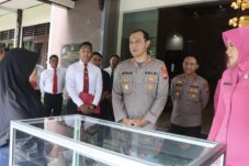 Polres Malang Kembali Salurkan Bantuan UMKM Keluarga Korban Tragedi Kanjuruhan