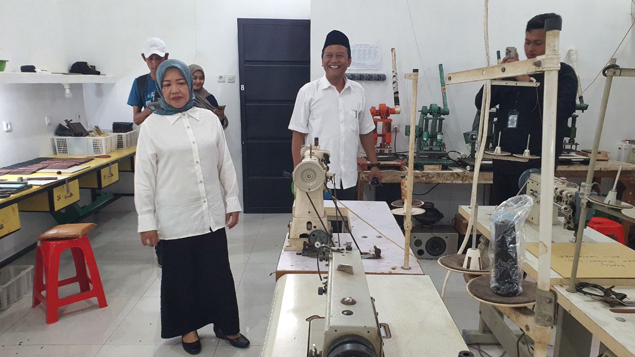 photo 2024 10 12 03 41 50