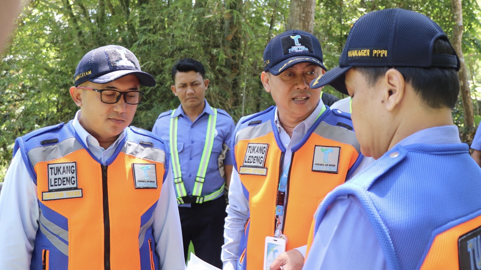 c8db55c0 4fc8 4cf6 8a8d 8314902a8d87