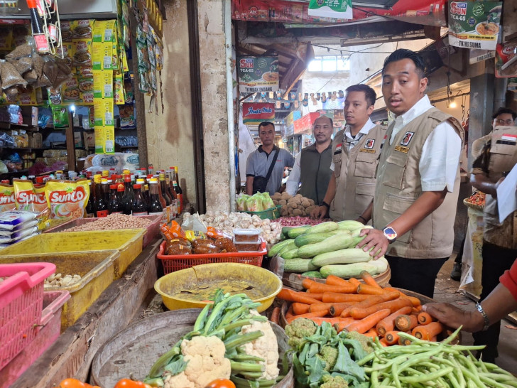 Pastikan Ketersediaan Bahan Pokok Aman, Satgas Pangan Kabupaten Malang Sidak Pasar