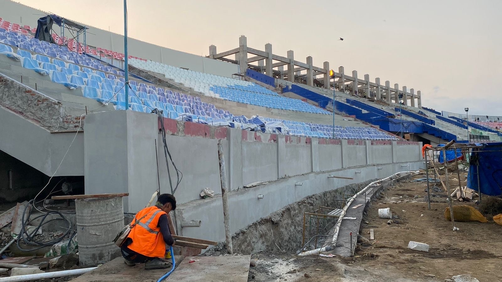 Progres Renovasi Stadion Kanjuruhan, Kabupaten Malang.