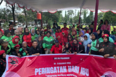 Peringati Hari Ibu, Amithya Ajak Ojol Wanita Ziarah TMP dan Perjuangkan Nasib Perempuan