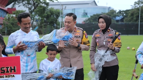 Polresta Malang Kota Beri Bantuan Elbow Crutch PSAI