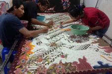 Sumari, Pengrajin Batik Khas Kota Batu yang Mampu Tembus Pasar International