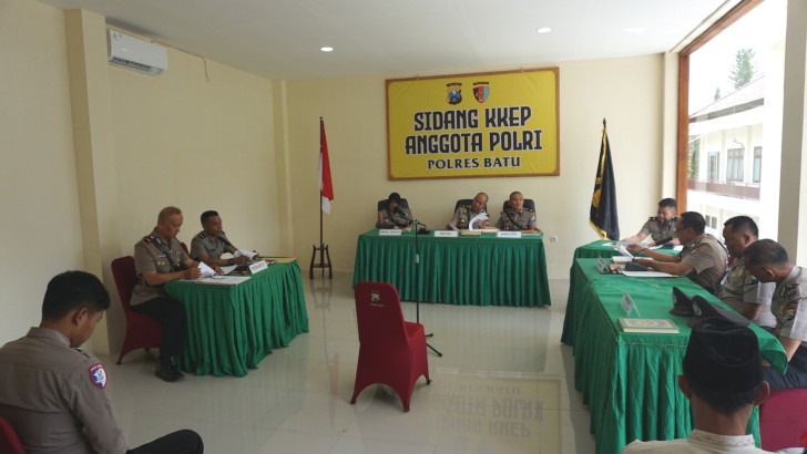 Jaga Kedisiplinan, Polres Batu Tempatkan Ruang Sidang Etik di Gedung Tathya Dharaka 11 Jaga Kedisiplinan, Polres Batu Tempatkan Ruang Sidang Etik di Gedung Tathya Dharaka