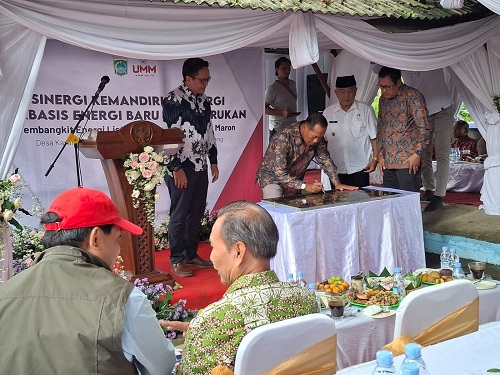 Wamen Dikti Saintek Resmikan PLTMH Sumbermaron