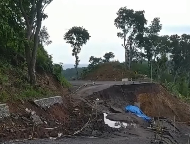 Puncak Musim Hujan, BMKG Imbau Warga Jatim Waspada Cuaca Ekstrem
