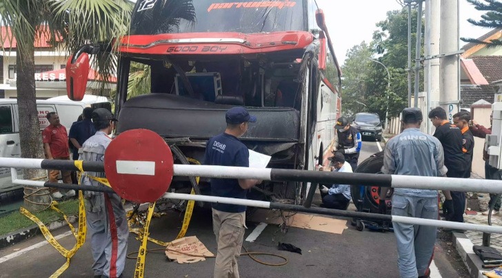 KNKT Selidiki Sistem Pengereman Bus Shakindra Trans Penyebab Kecelakaan di Batu