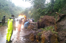 Jalur Nasional Malang - Kediri Longsor, Akses Jalan Buka Tutup