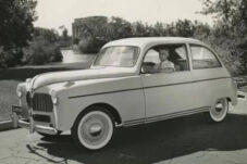 Mobil Plastik Henry Ford, Inovasi Bersejarah yang Mengubah Wajah Otomotif