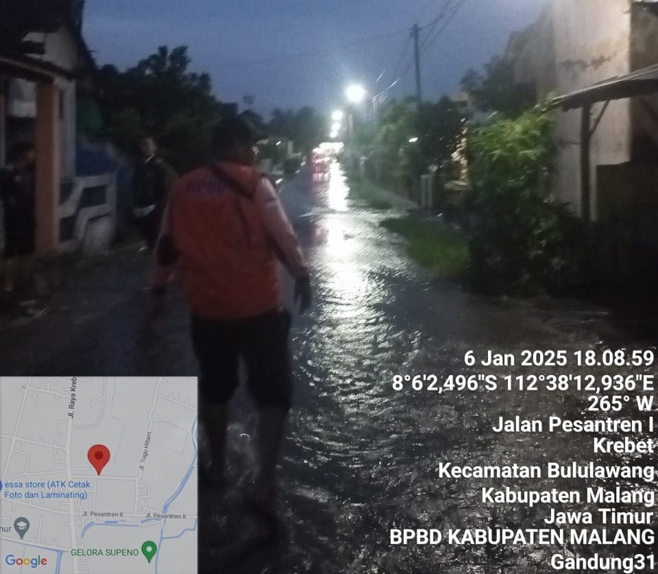 Banjir Rendam Rumah Warga Bululawang Malang