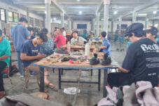 Reparasi Alas Kaki, Peluang Usaha Baru bagi Pemuda Sidoarjo