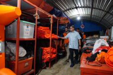 Pj Wali Kota Batu Cek Kesiapan Logistik dan Sarana BPBD 5 Pj Wali Kota Batu Cek Kesiapan Logistik dan Sarana BPBD