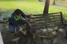 DLH Kota Malang Geram terhadap Pelaku Peruskan Bangku Taman Alun-alun Merdeka