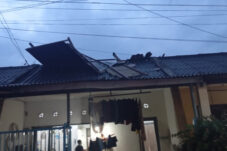 Angin Kencang, Puluhan Atap Rumah di Singosari Malang Rusak