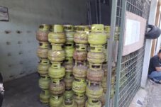 Pedagang Keluhkan Rencana Penggunaan Aplikasi untuk Penjualan LPG 3 Kilogram