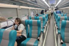 Antisipasi Lonjakan Penumpang, KAI Daop 9 Jember Operasikan KA Tambahan di Akhir Pekan 19 IMG 20250221 152355