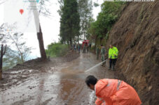 Jasa Travel Merugi Hingga 80 Persen Akibat Longsor Tutup Akses Gunung Bromo