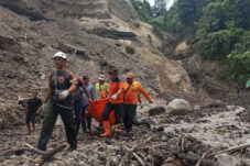 Satu dari Dua Penambang Pasir yang Tertimbun Longsor Ditemukan Meninggal Dunia