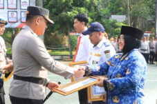 Kapolres Malang Beri Penghargaan kepada 50 Orang yang Berprestasi