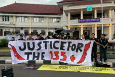 Tuntut Penghentian Kekerasan Aparat, Kamisan Malang Gelar Aksi di Depan Balai Kota