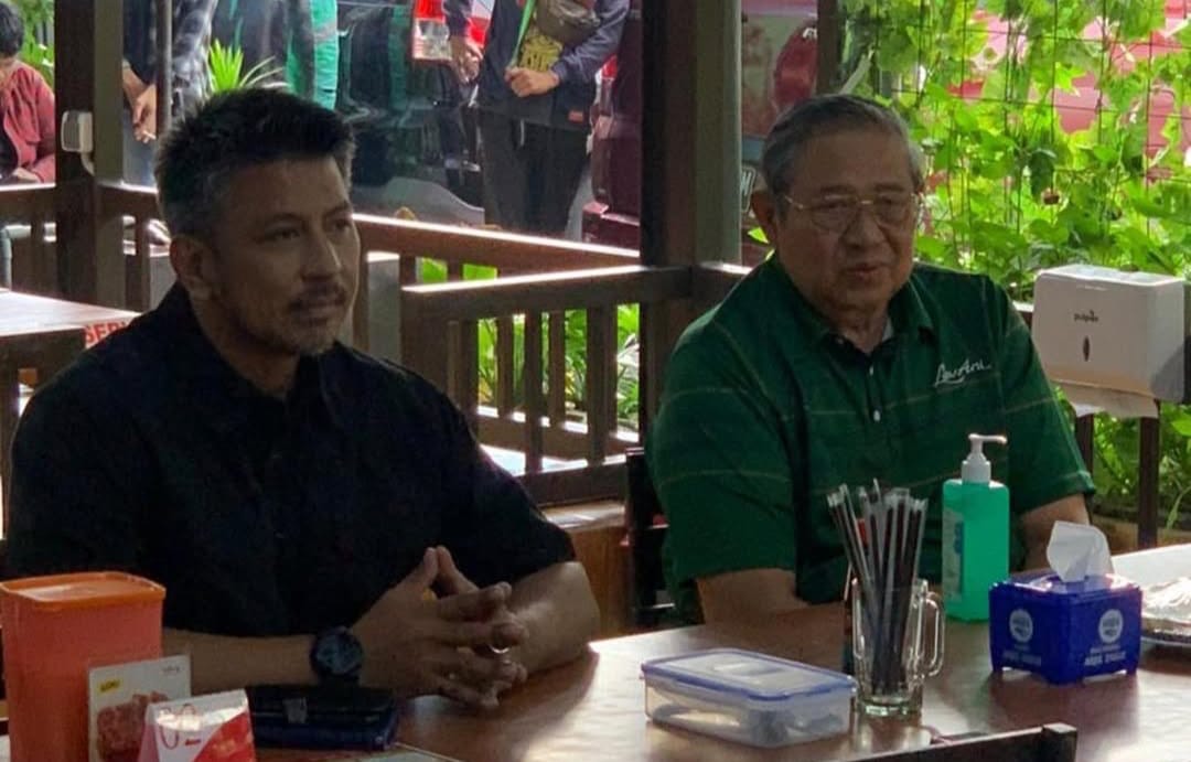 Bendahara Umum DPP Demokrat Renville Antonio Meninggal Dunia dalam Kecelakaan di Situbondo 17 a113103b f2d7 4a88 a5c8 cdcd3431a40d