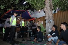 Ciptakan Keamanan Selama Ramadan, Polisi Patroli Sahur Keliling Kota lamongan 16 97e70799 3b44 422c b04e 1f1146f3ca3e