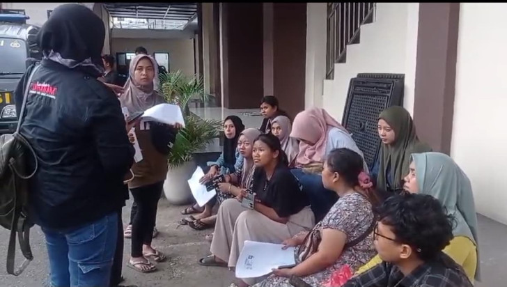 Perempuan Pedagang Bakso Dilaporkan Puluhan Korban ke Polres Jember Terkait Investasi Bodong, Kerugian Tembus Rp 3 Miliar