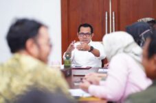 Bertemu Gapoktan Hutan Among Wono, Nurochman: Komitmen Kami Terhadap Lingkungan Adalah Hal Serius! 5 IMG 20250324 WA0078