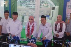 Wabup Sidoarjo Ajak Pemudik Manfaatkan Posko Mudik BPJS Kesehatan di Terminal Purabaya 6 IMG 20250326 WA0067