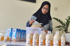 Berawal dari Susah Keluar ASI, Susu Kurma Buatan Perempuan Jember Laris Manis di Bulan Ramadan 16 IMG 20250302 104407