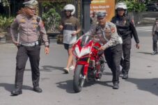 Geber Motor di Depan Polisi saat Ungkap Kasus, Motor Pemuda di Kota Malang Diamankan 4 IMG 20250311 143403