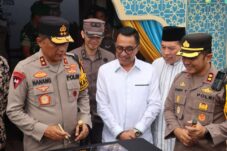 Pastikan Kesiapan Ops Ketupat Semeru 2025, Kapolda Jatim Tinjau Pos Pengamanan di Kota Batu 17 IMG 20250327 184140