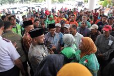 Serahkan Bansos bagi Pelaku Transportasi, Nurochman : Ini Adalah Bentuk Perhatian Kami 14 IMG 20250327 190500